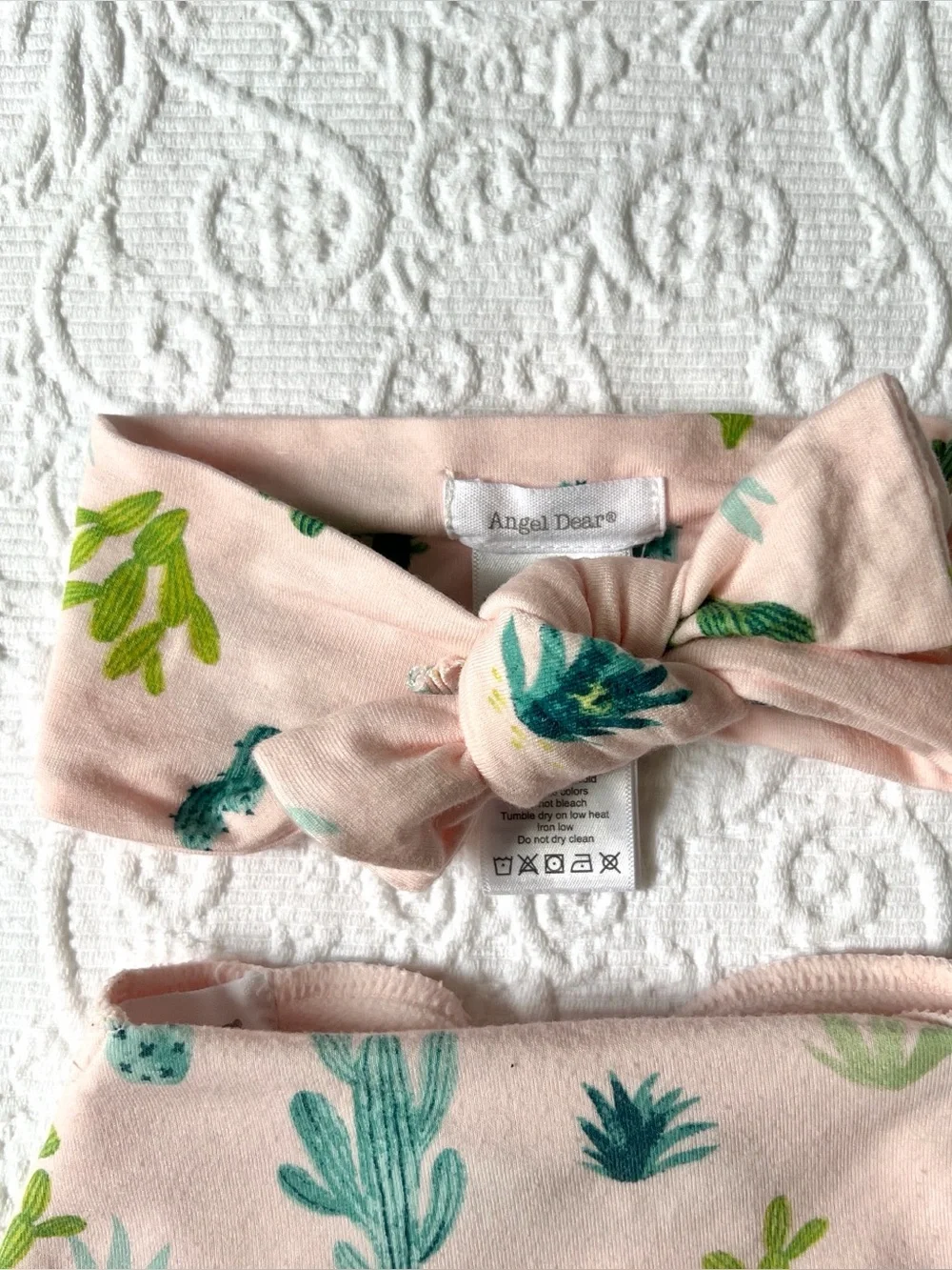 🌵 Angel Dear Cactus Bandana Bib, Headwrap & Soft Baby Shoes Set - Pink & Neutral